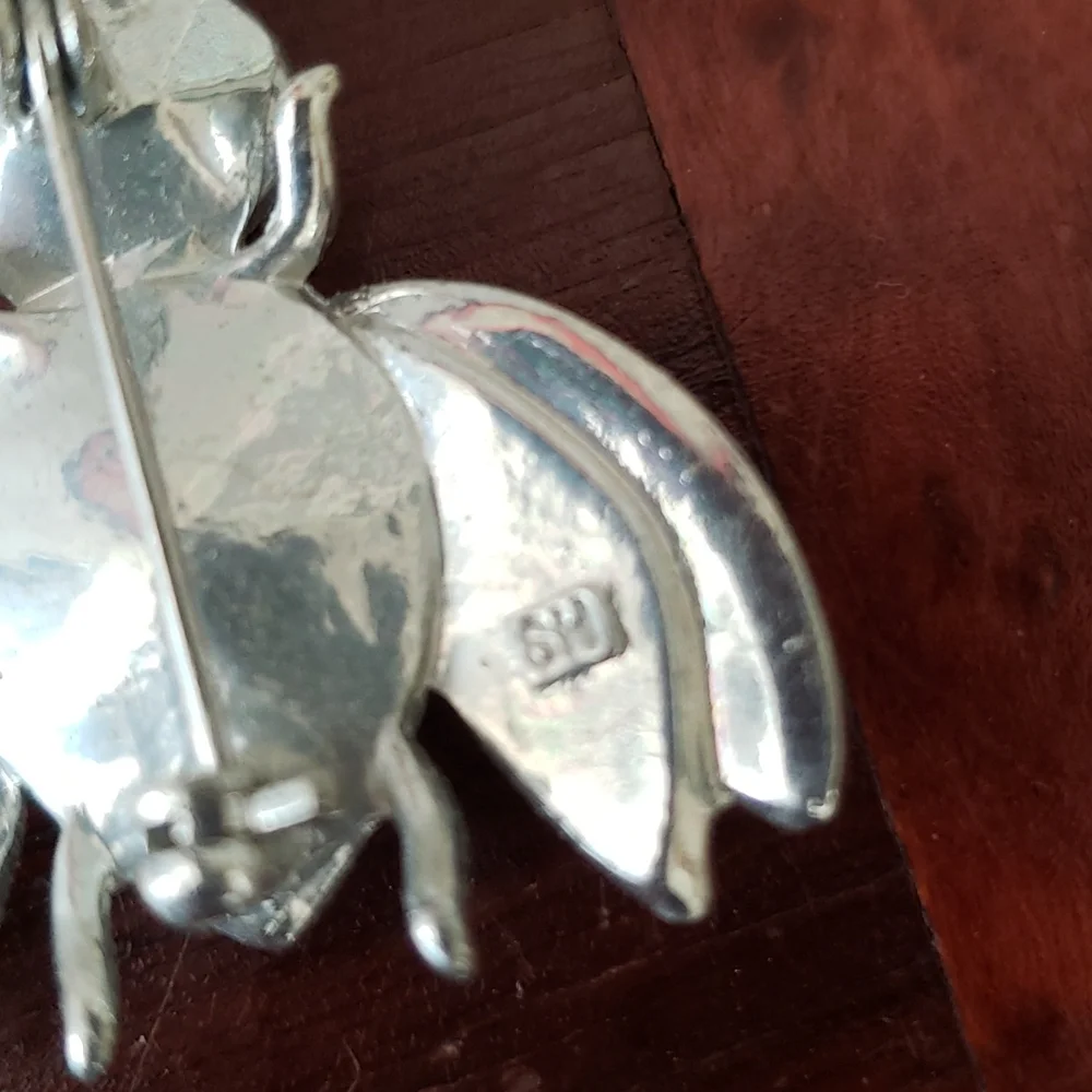 Avon Buzz Bee Brooch Pin